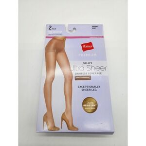 Hanes Premium Silky Ultra Sheer Run Resistant Medium Nude Pantyhose- NIB 2 Pack